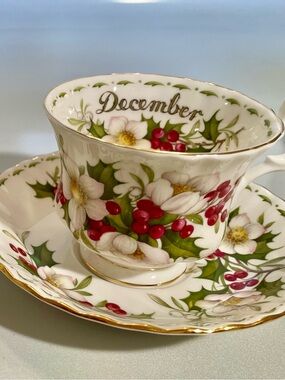 Royal Albert White Teacup and Saucer with Red Berries and Green Holly #2